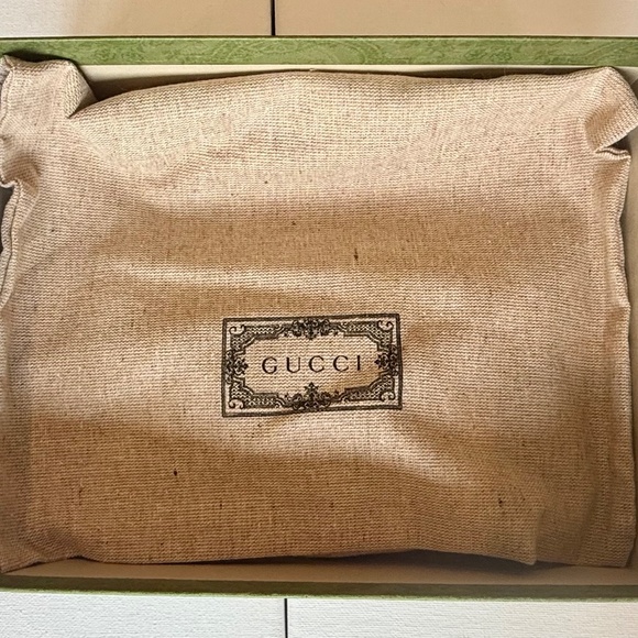 Gucci Super Mini Dionysus Shoulder Bag in White - Picture 5 of 6